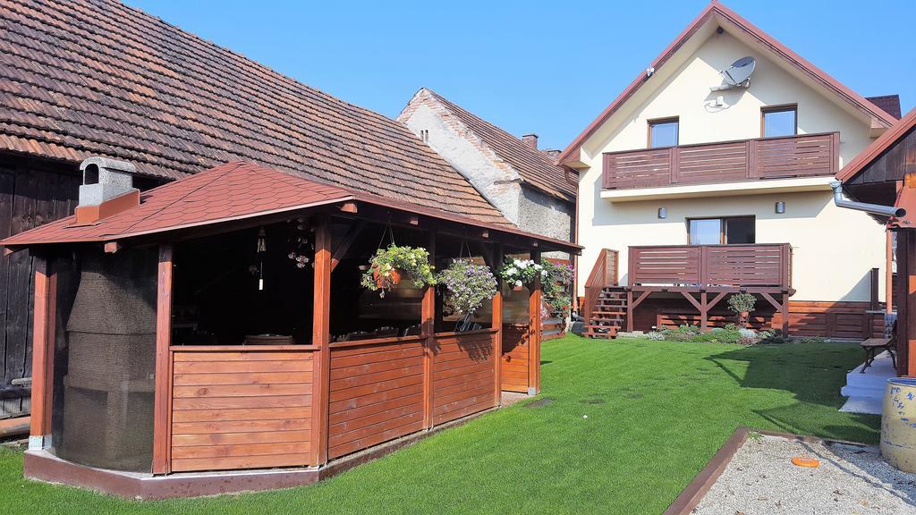 Villa Lienka Bešeňová Extérieur photo