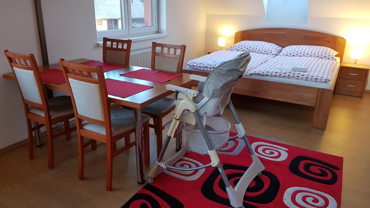Villa Lienka Bešeňová Extérieur photo